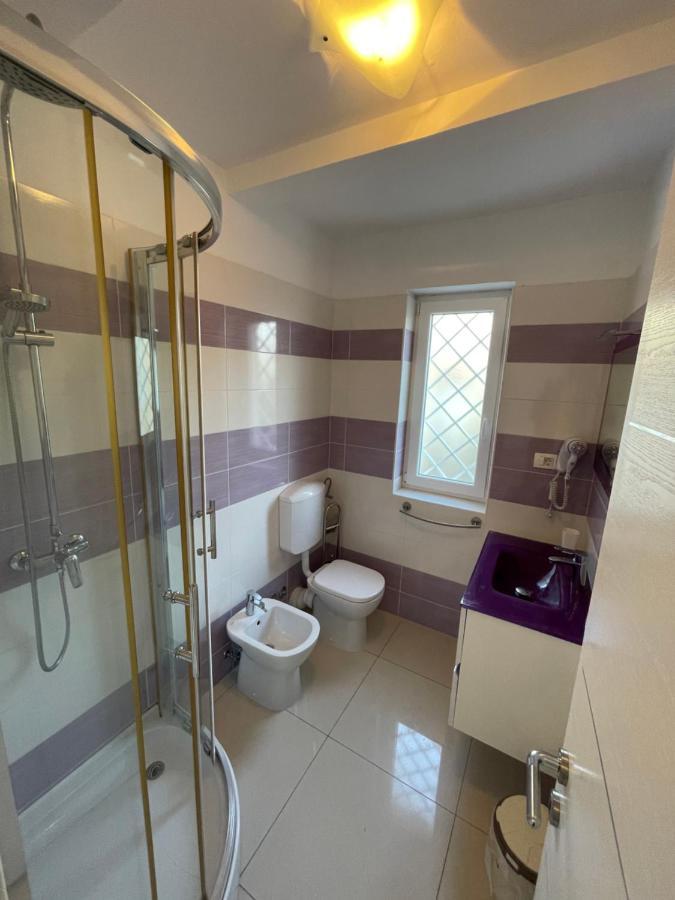 Villa Lina Premantura Bagian luar foto